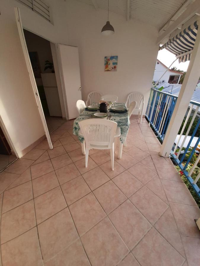 9 Lyly Location F3 Mezzanine Appartement Sainte-Anne Buitenkant foto