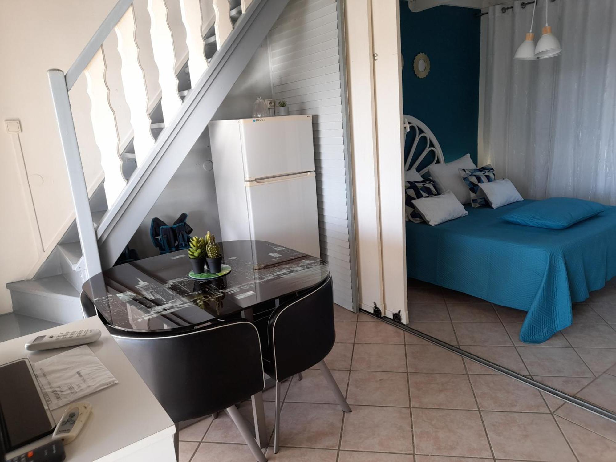 9 Lyly Location F3 Mezzanine Appartement Sainte-Anne Buitenkant foto