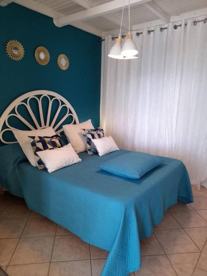 9 Lyly Location F3 Mezzanine Appartement Sainte-Anne Buitenkant foto