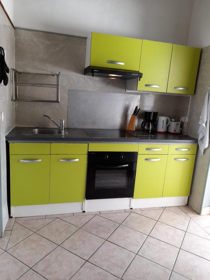 9 Lyly Location F3 Mezzanine Appartement Sainte-Anne Buitenkant foto