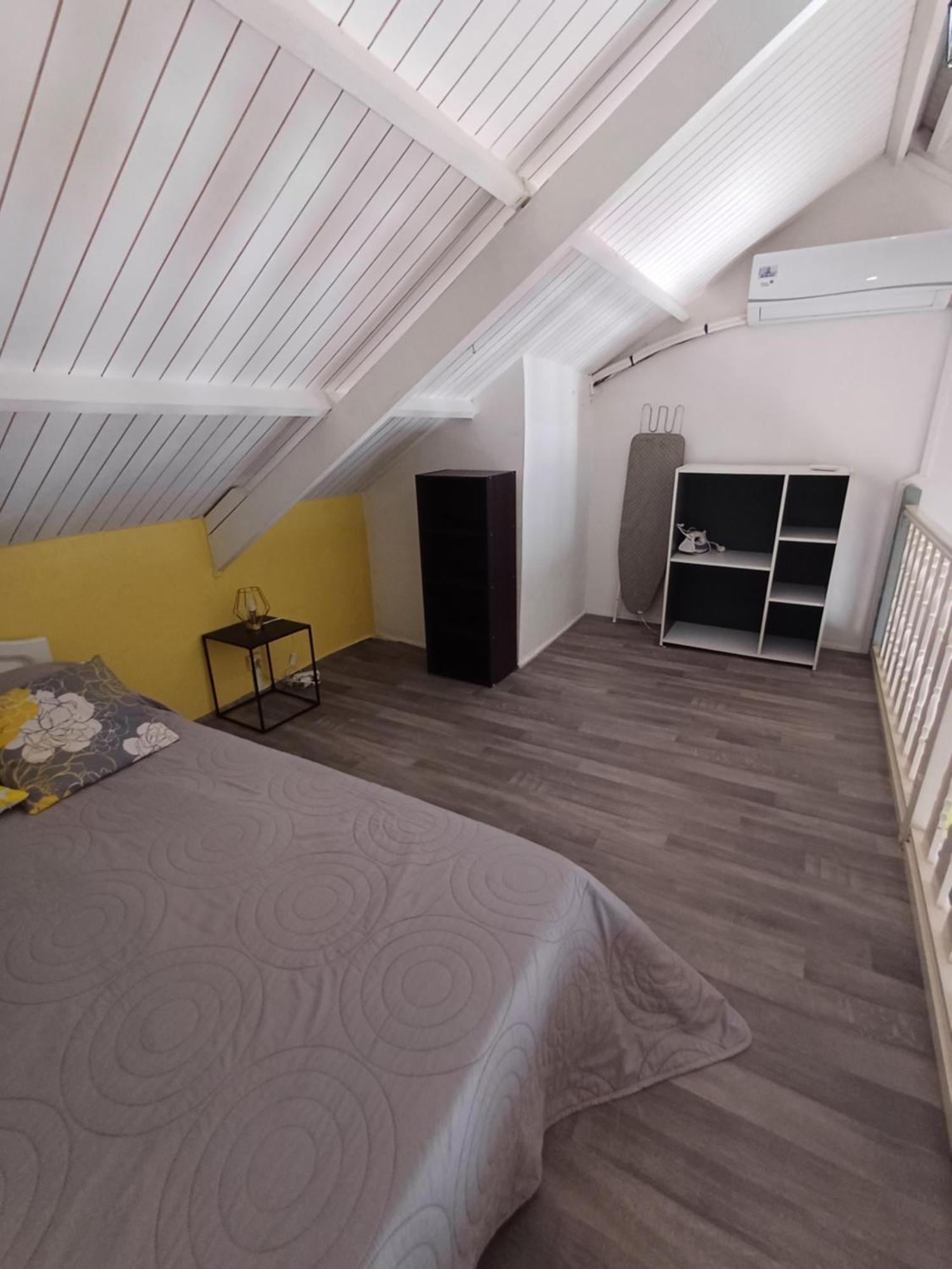 9 Lyly Location F3 Mezzanine Appartement Sainte-Anne Buitenkant foto