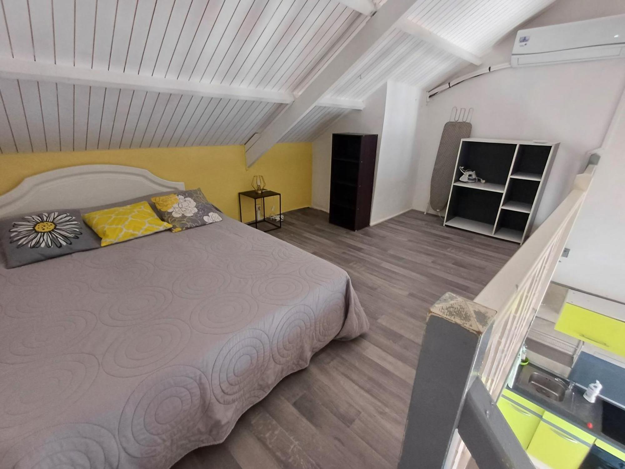 9 Lyly Location F3 Mezzanine Appartement Sainte-Anne Buitenkant foto